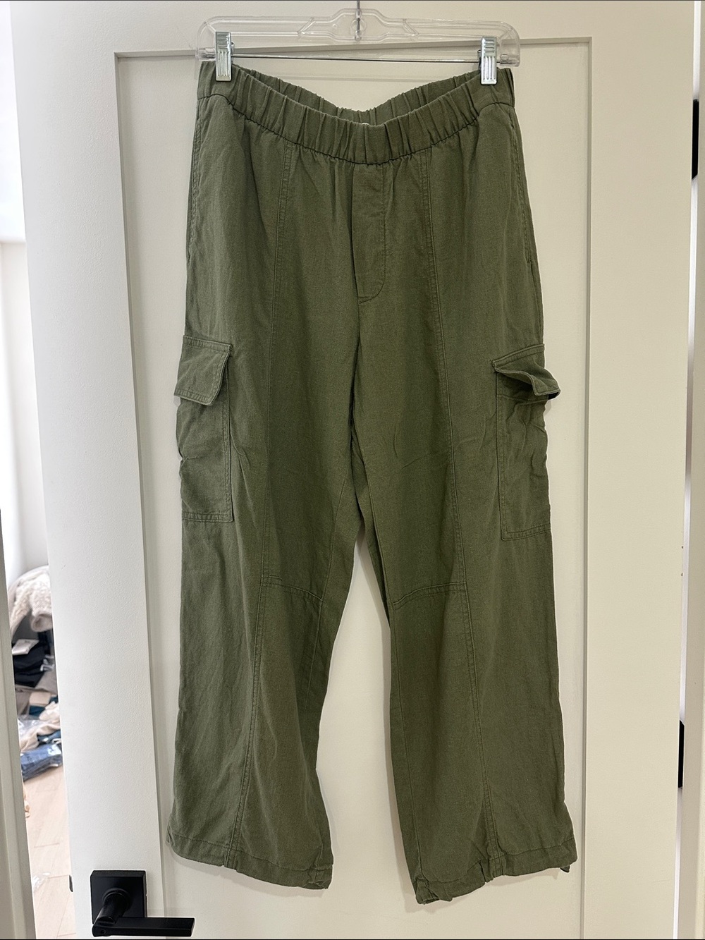 GAP Olive Green Women's Cargo Pants with Elastic Waist